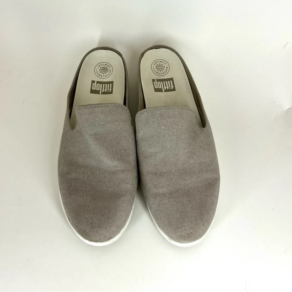 Fit Flop Gray Canvas Slip On Mules Women’s Size 8 EUC